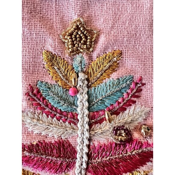 CHRISTMAS PINK Kitchen Towel Set of 2 Embroidered BEADED Detailed HOSTESS GIFT - Picture 3 of 12